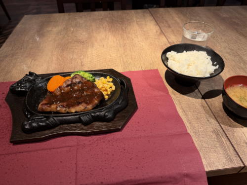 ̃Xe[L̉A5јaXe[LAɂ̃ojACX